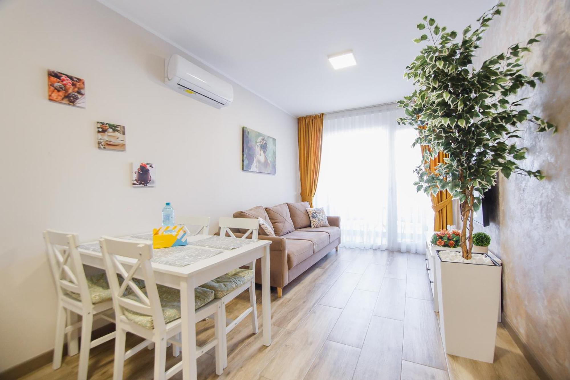 Cappuccino Colors At West Residence Oradea Exterior photo